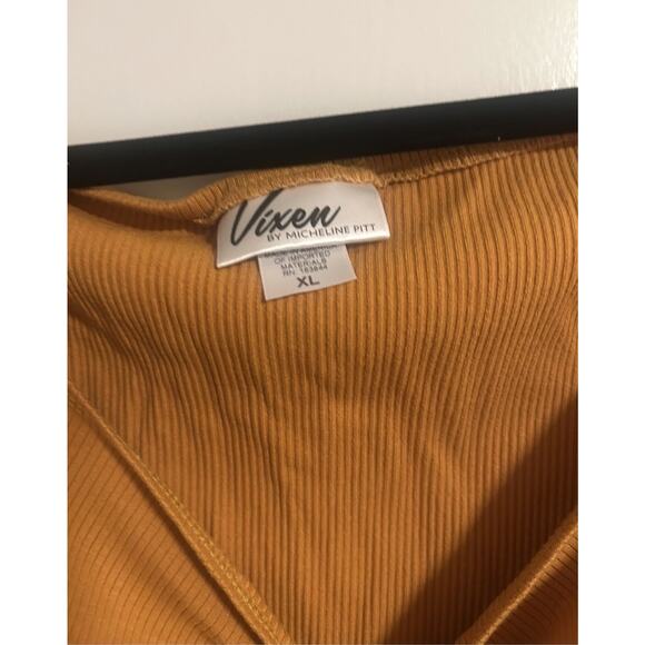 XL TIE ME UP TOP IN MUSTARD - VIXEN BY MICHELINE PITT PINUP - Picture 3 of 3